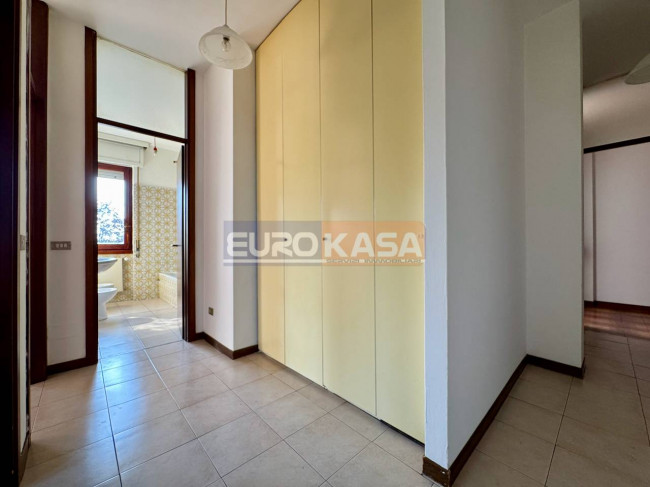 Appartamento in vendita a Osio Sotto