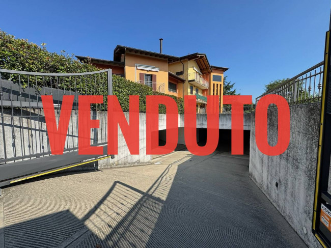 Box o garage in vendita a Brembate