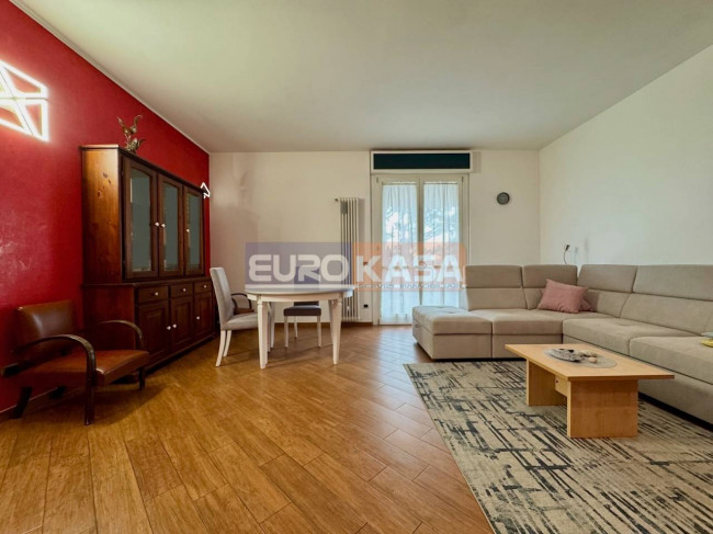 Appartamento in vendita a Osio Sotto