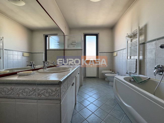 Attico in vendita a Osio Sotto