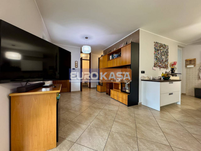 Villette a schiera in vendita a Osio Sotto