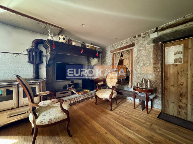 Casa singola in vendita a Piazzatorre