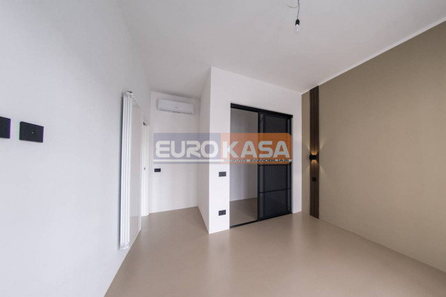 Appartamento in vendita a Bergamo