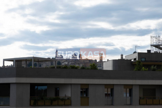 Appartamento in vendita a Bergamo