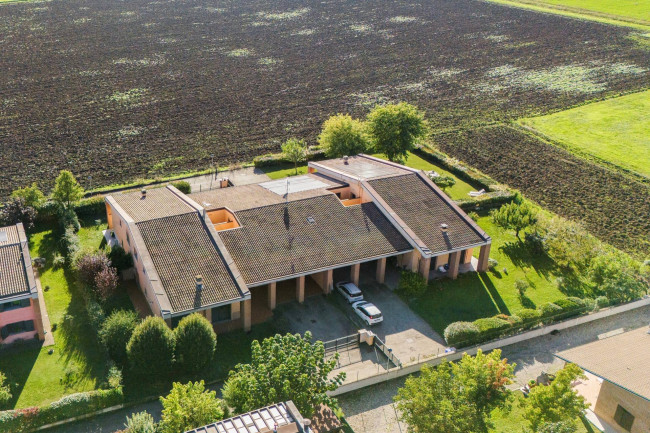 Villa a schiera in vendita a Parma