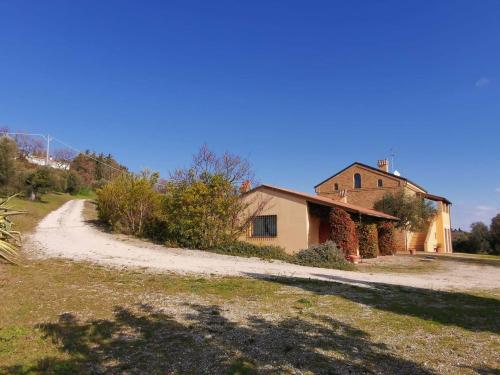 Rustico in vendita a Porto Sant'Elpidio