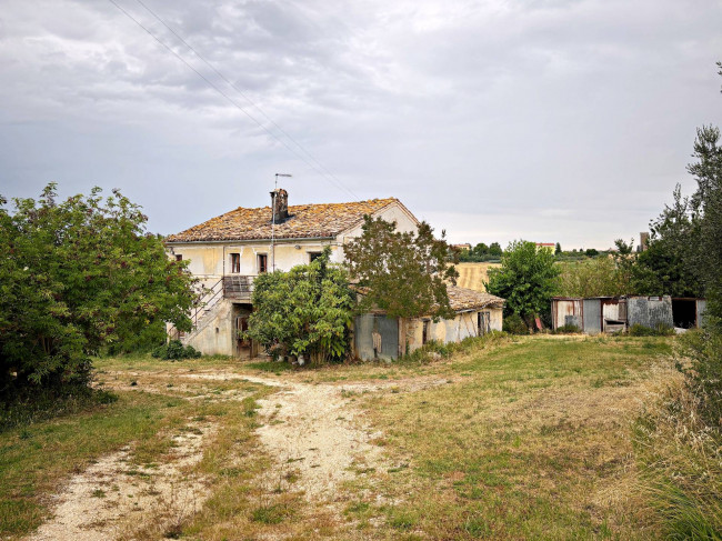Rustico in vendita a Recanati