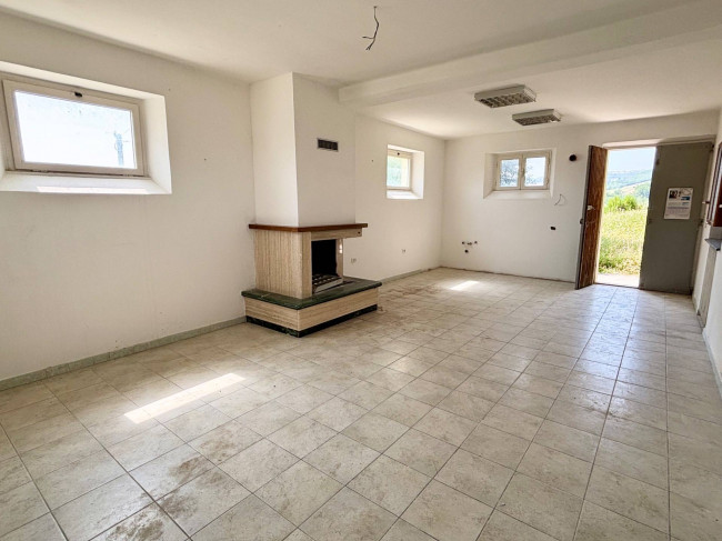 Casa singola in vendita a Castignano