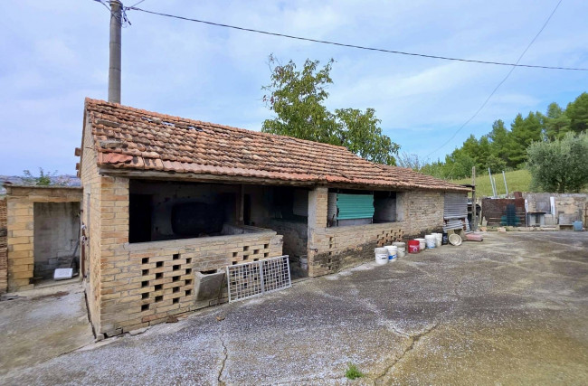 Casa singola in vendita a Fermo