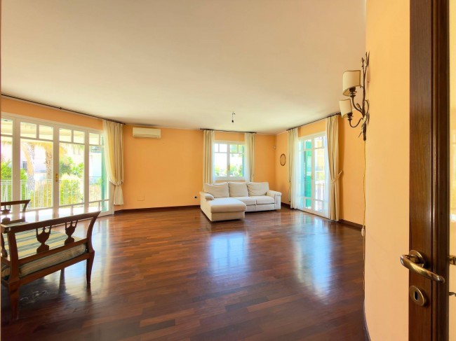 Villa in vendita a San Benedetto del Tronto