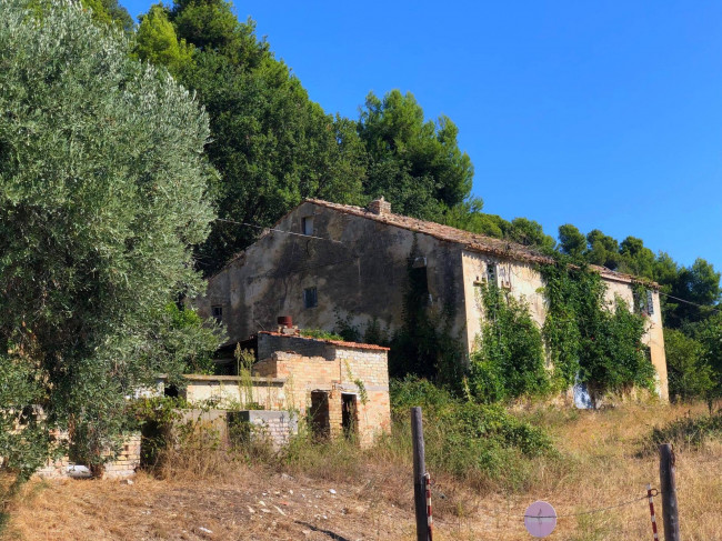 Rustico in vendita a Grottammare