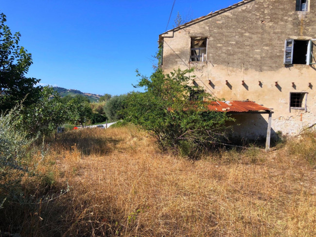 Rustico in vendita a Grottammare