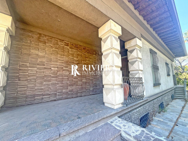 Villa for sale in Bordighera