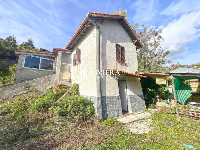 Casa singola in vendita a Sanremo