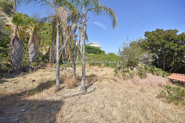 Land for sale in Sanremo
