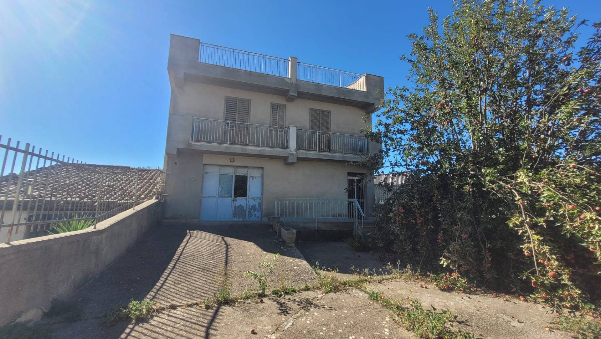 Stabile / Palazzo in Vendita