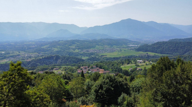 Casa Semindipendente in vendita a Feltre