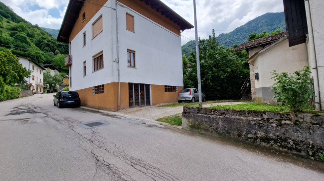 Casa singola in vendita a Borgo Valbelluna