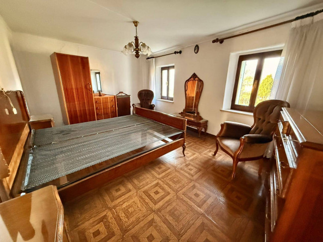 Porzione di Casa in vendita a Borgo Valbelluna