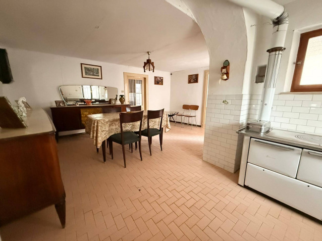 Porzione di Casa in vendita a Borgo Valbelluna