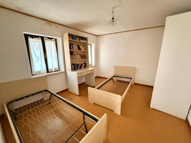 Porzione di Casa in vendita a Borgo Valbelluna