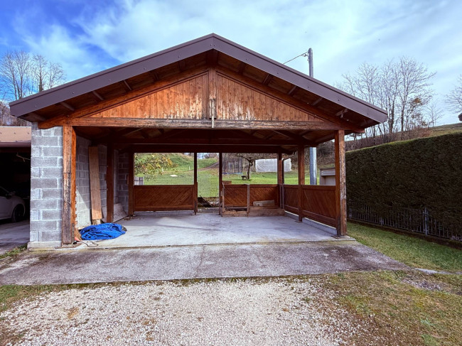 Casa singola in vendita a Ponte nelle Alpi