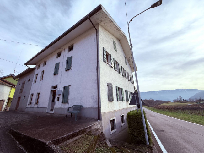 Casa singola in vendita a Ponte nelle Alpi