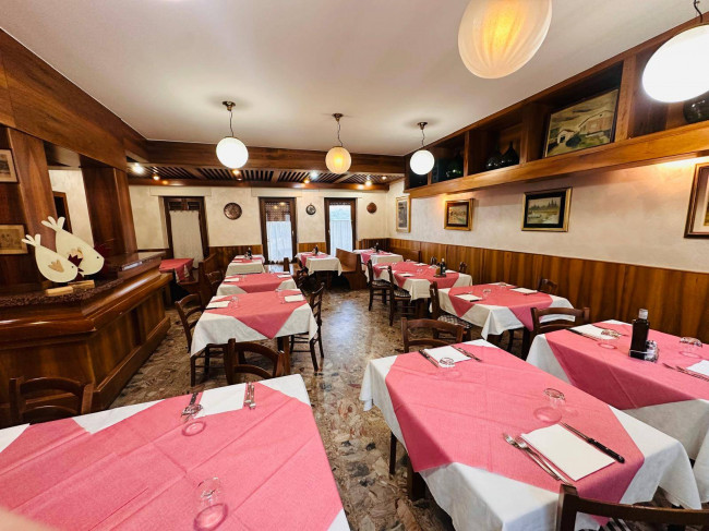 Attività commerciale in vendita a Borgo Valbelluna