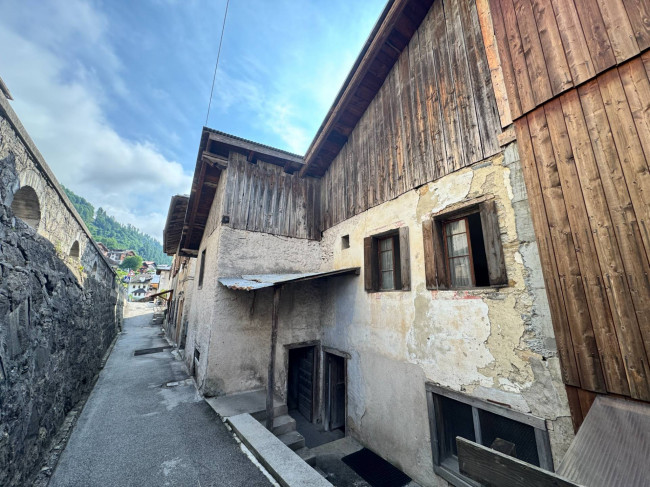 Porzione di Casa in vendita a Valle di Cadore