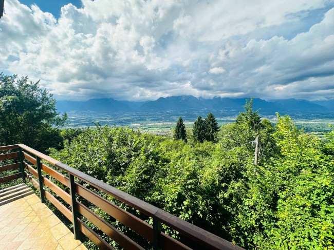 Villa in vendita a Borgo Valbelluna