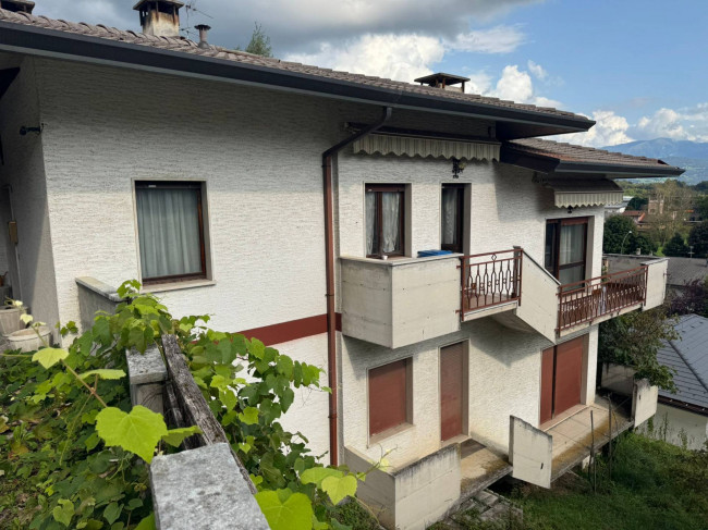 Villa in vendita a Sedico