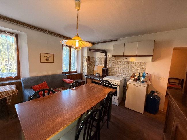 Porzione di Casa in vendita a Borgo Valbelluna