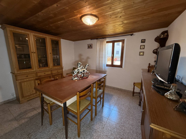 Porzione di Casa in vendita a Borgo Valbelluna