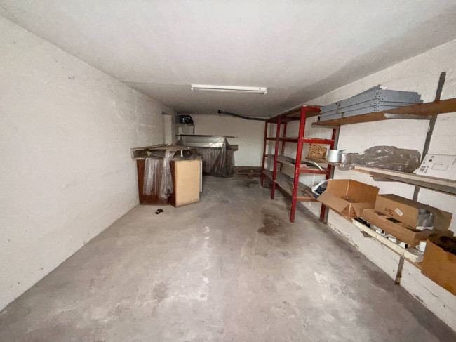 Locale commerciale in vendita a Sedico