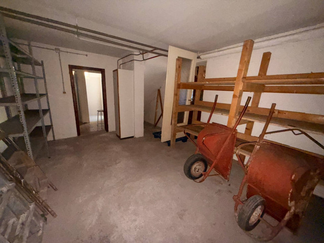 Locale commerciale in vendita a Sedico