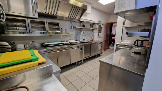 Attività commerciale in vendita a Alpago