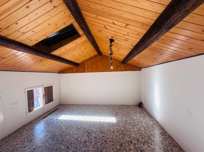 Casa Semindipendente in vendita a Seren del Grappa