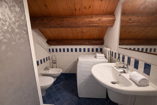 Porzione di Casa in vendita a Borgo Valbelluna