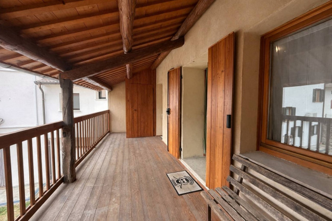 Porzione di Casa in vendita a Borgo Valbelluna