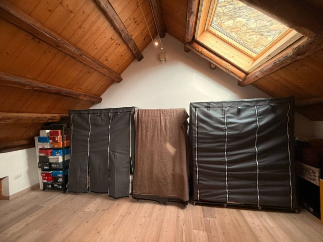 Porzione di Casa in vendita a Borgo Valbelluna