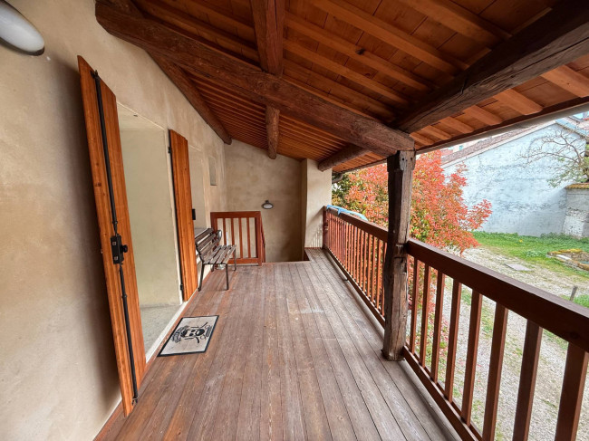 Porzione di Casa in vendita a Borgo Valbelluna