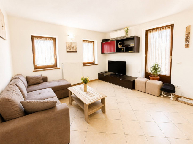 Porzione di Casa in vendita a Alpago