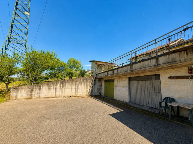 Porzione di Casa in vendita a Borgo Valbelluna