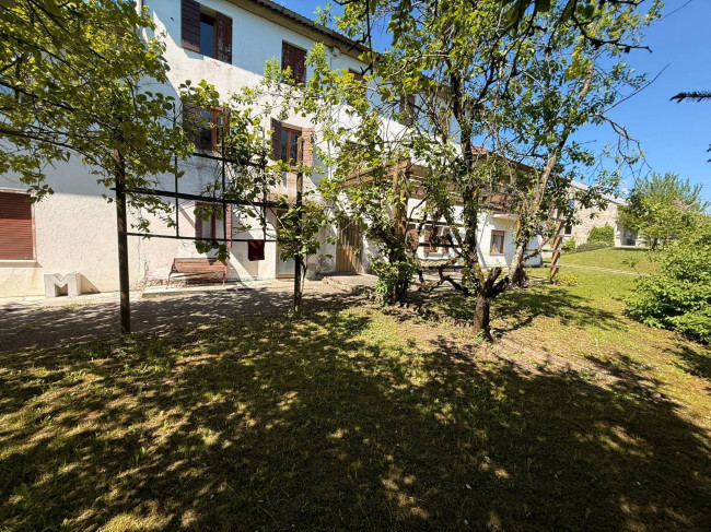 Porzione di Casa in vendita a Borgo Valbelluna