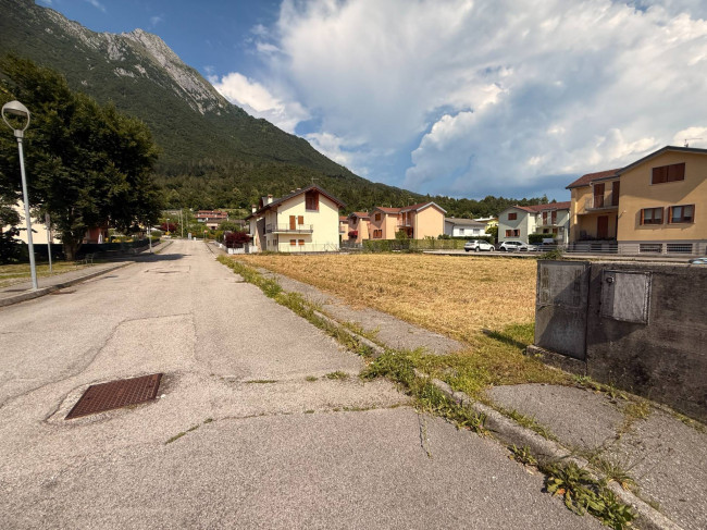 Terreno edificabile in vendita a Ponte nelle Alpi