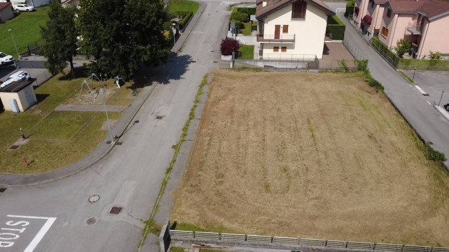 Terreno edificabile in vendita a Ponte nelle Alpi