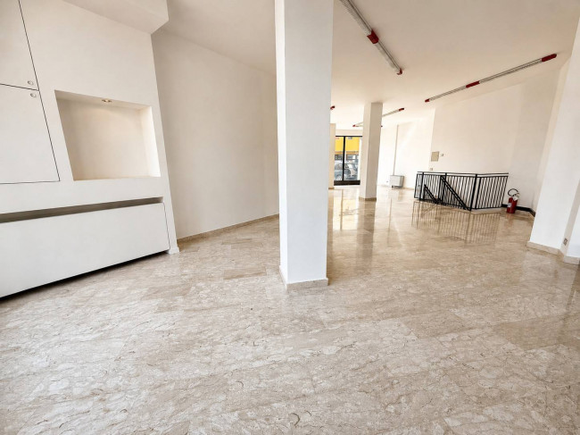Attività commerciale in vendita a Ponte nelle Alpi