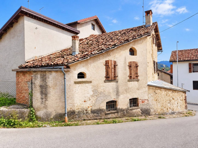 Porzione di Casa in vendita a Feltre