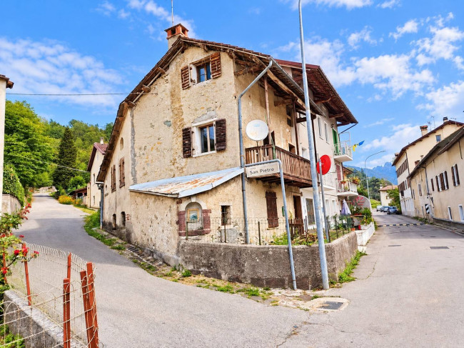 Porzione di Casa in vendita a Feltre