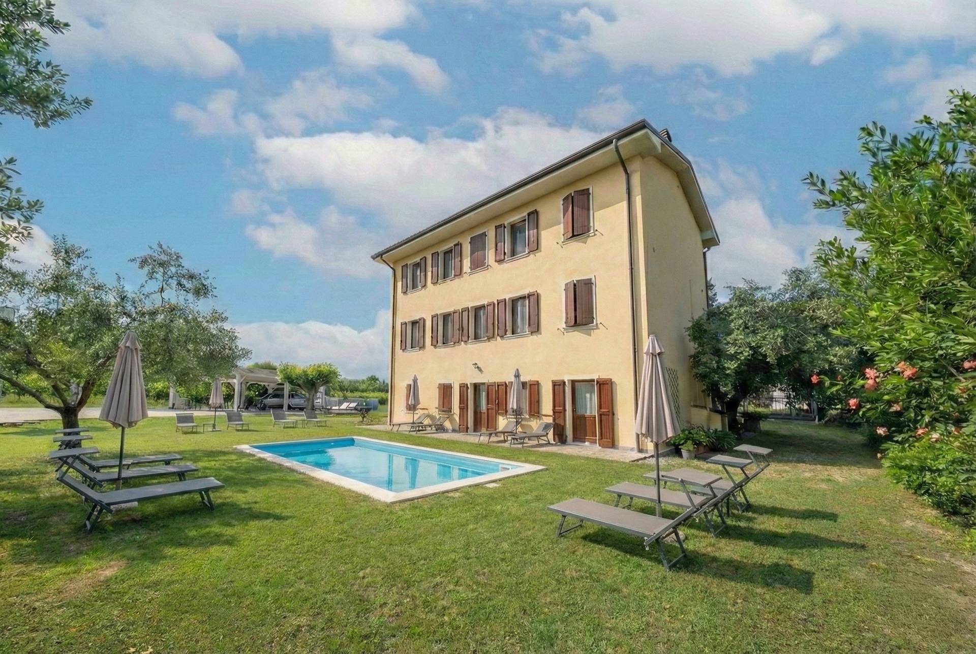  zu verkauf in Bardolino